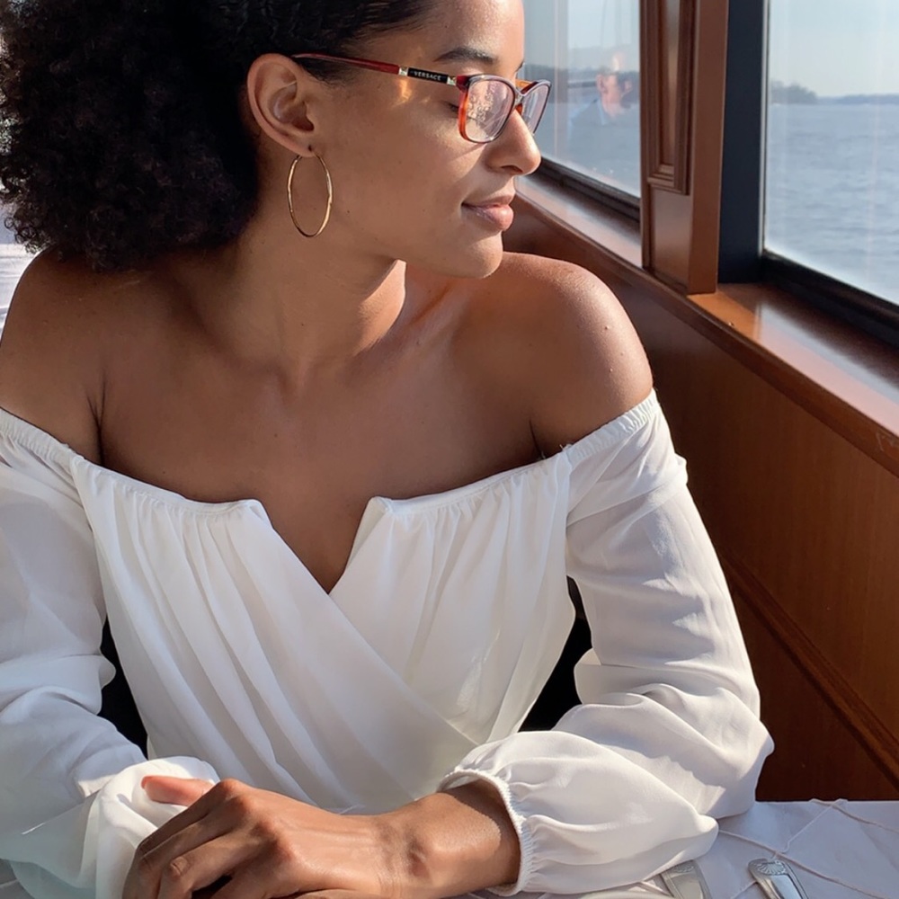 Meet your Posher, Simone